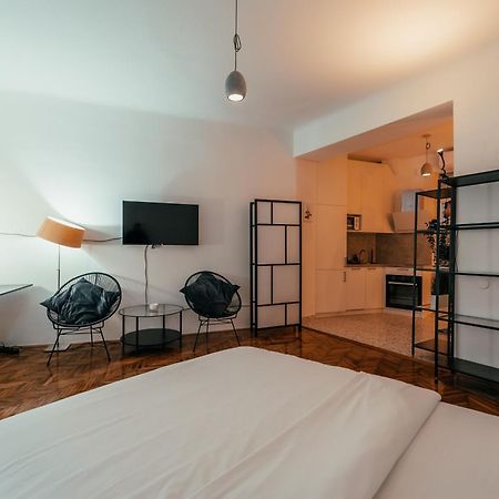 Old Town Oasis Apartment Белград Екстериор снимка